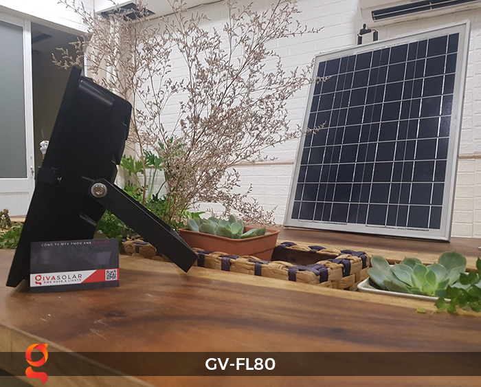 Đèn pha năng lượng mặt trời GV-FL80 80w 4