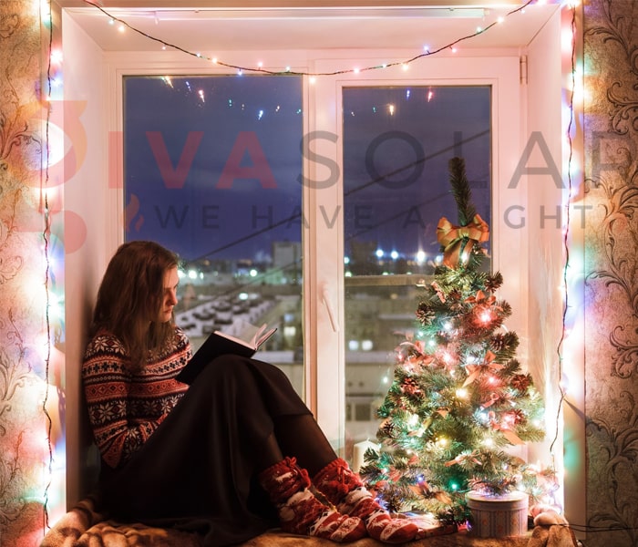 Hướng dẫn treo đèn trang trí Noel xung quanh cửa sổ 1