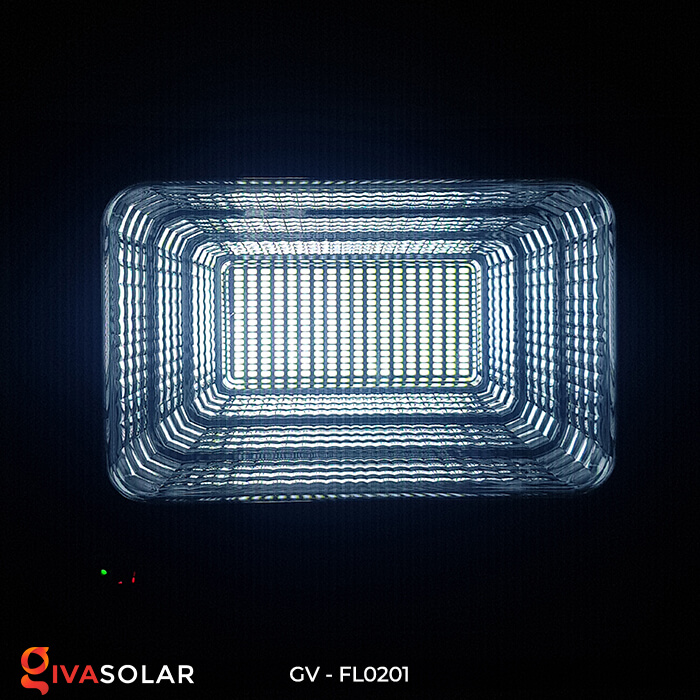 Đèn pha công suất lớn solar GV-FL0201 200W 14