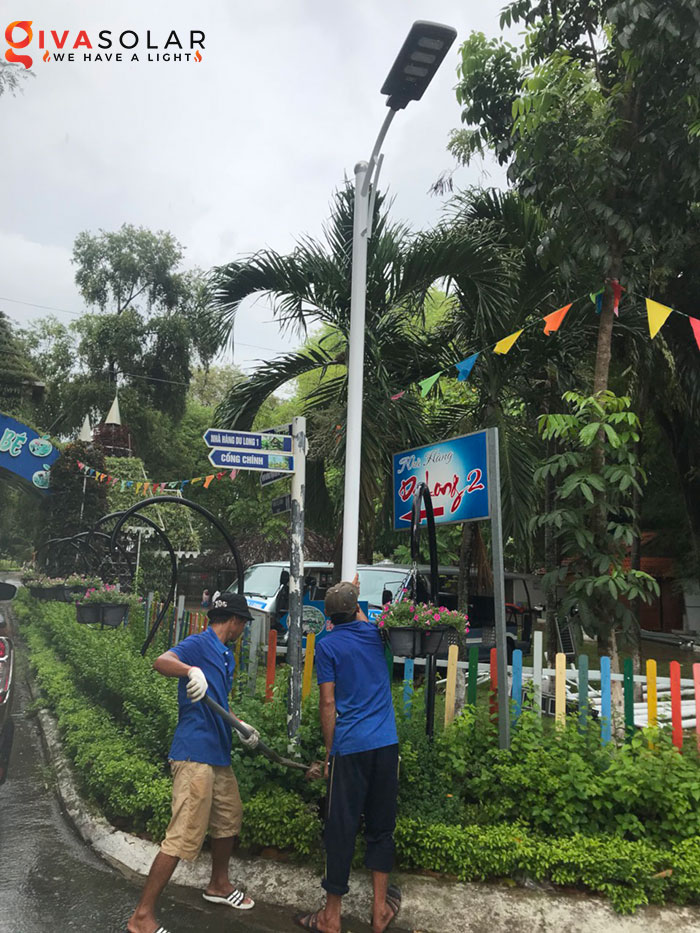 Lắp đặt hệ thống đèn Solar chiếu sáng ở Khu du lịch Bửu Long, Đồng Nai 9