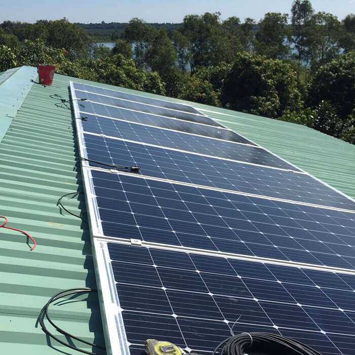 Lắp đặt hoàn thành hệ thống điện mặt trời độc lập 3KW ở Đồng Nai 5
