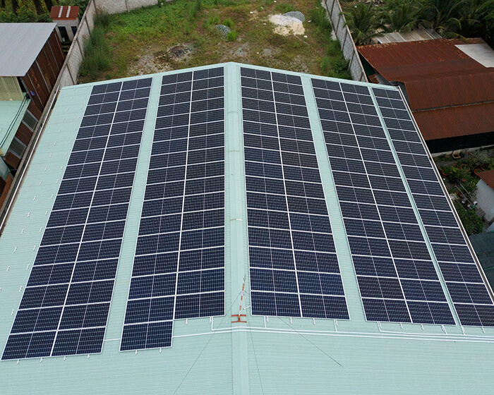 hệ thống điện mặt trời cho nhà xưởng 65KW của anh Ngôn ở Củ Chi 3