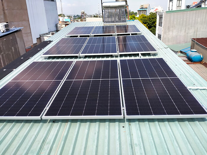 Lắp đặt hoàn thành hệ thống điện mặt trời Zero Export 4KW tại Quận 12 3